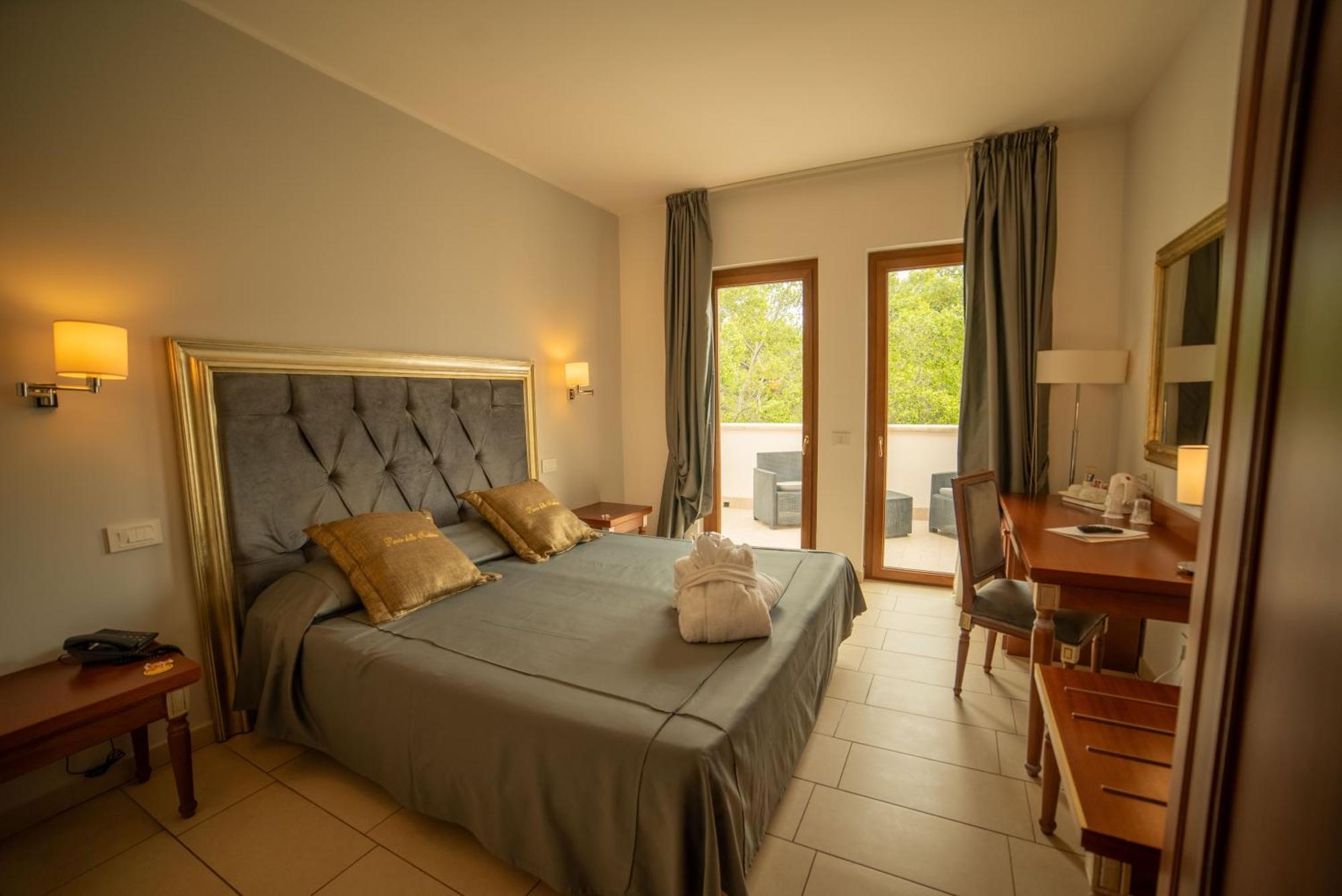 Hotel Parco Delle Fontane Syrakus Zimmer foto